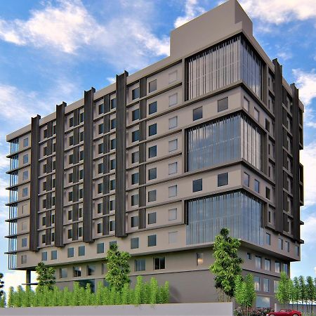 Hotel Deccan Serai Grande, Gachibowli, Hajdarabad Zewnętrze zdjęcie