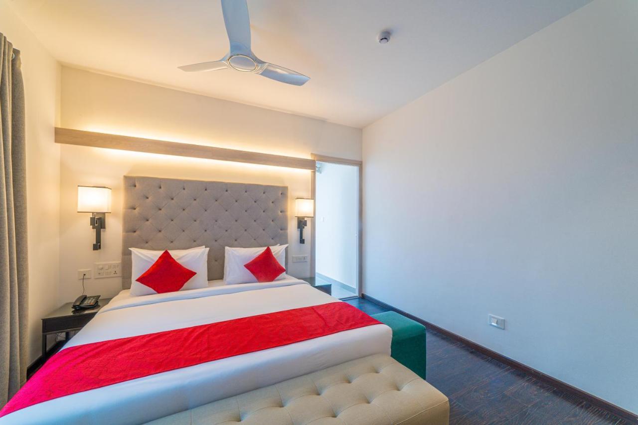Hotel Deccan Serai Grande, Gachibowli, Hajdarabad Zewnętrze zdjęcie
