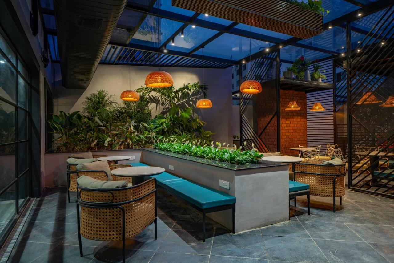Hotel Deccan Serai Grande, Gachibowli, Hajdarabad Zewnętrze zdjęcie